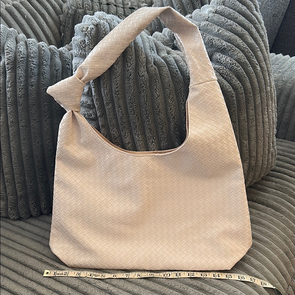 Elegant Cream Woven Tote Shoulder Bag Handbag ⭐️ Brand New ⭐️ Unused ⭐️ NWOT - Picture 4 of 8